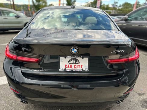 Used 2021 BMW 330i xDrive Sedan w/ Convenience Package image 6