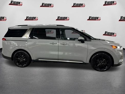 Certified 2024 Kia Carnival SX Prestige image 4