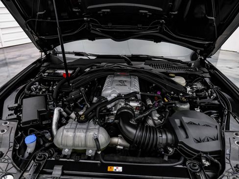 Used 2020 Ford Mustang Shelby GT500 w/ Carbon Fiber Track Pack image 65