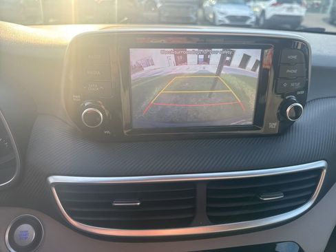 Used 2019 Hyundai Tucson Sport image 9