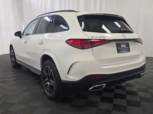 New 2026 Mercedes-Benz GLC 300 GLC 300 image 4