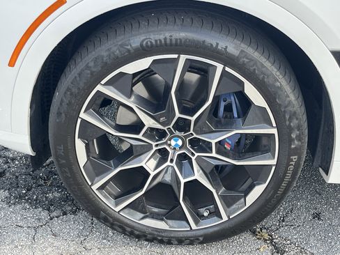 Certified 2024 BMW X7 M60i w/ Executive Package image 33