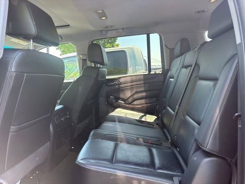Used 2018 Chevrolet Suburban LT AWD/4WD image 15