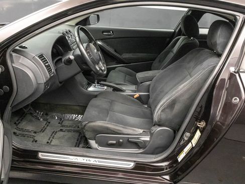 Used 2010 Nissan Altima 2.5 S w/ Convenience Pkg FWD image 5