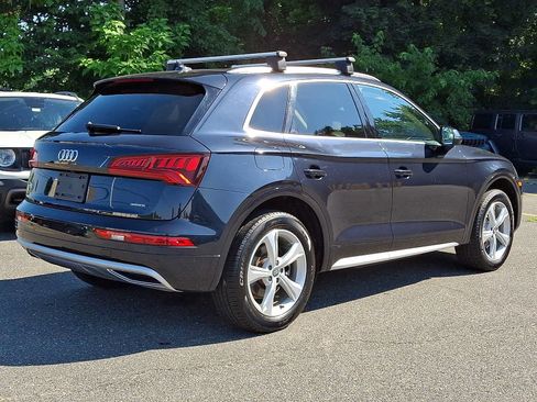 Used 2020 Audi Q5 2.0T Premium Plus w/ Premium Plus Package AWD/4WD image 6