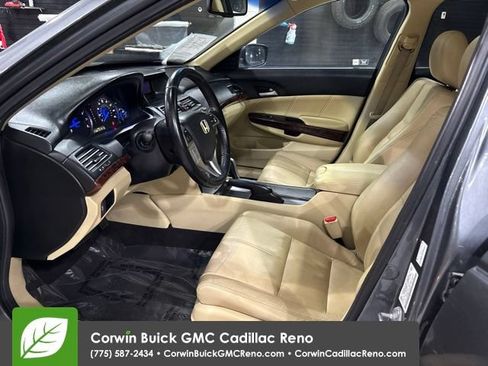 Used 2010 Honda Crosstour EX-L image 11