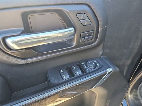 Used 2022 GMC Sierra 2500 AT4 w/ Snow Plow Prep/Camper Package image 20