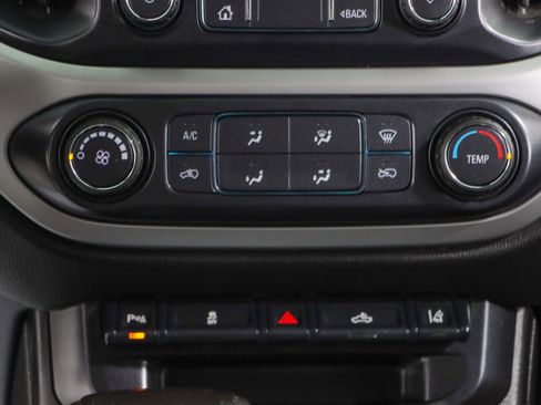 Used 2021 Chevrolet Colorado LT w/ Safety Package image 20