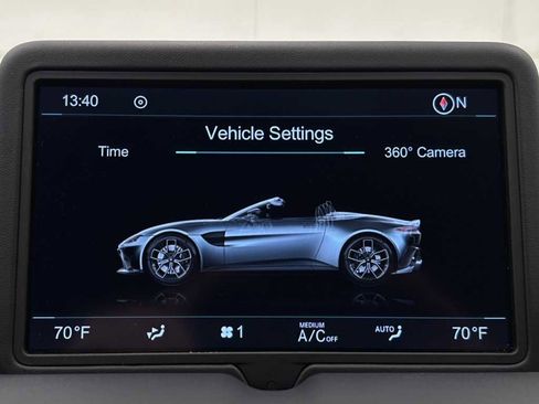 Used 2022 Aston Martin V8 Vantage image 49