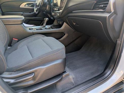 Used 2018 Chevrolet Traverse LT AWD/4WD image 15