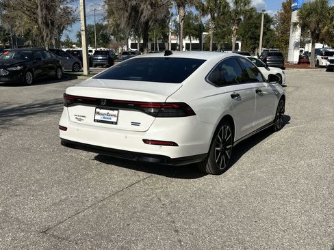Used 2024 Honda Accord Touring image 6