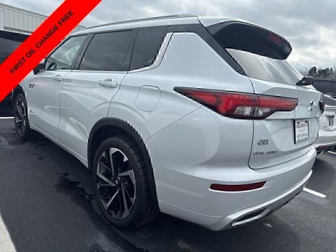 Used 2024 Mitsubishi Outlander SEL Black Edition AWD/4WD image 6