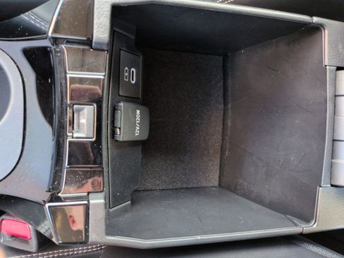 Used 2023 Toyota Corolla XLE image 26