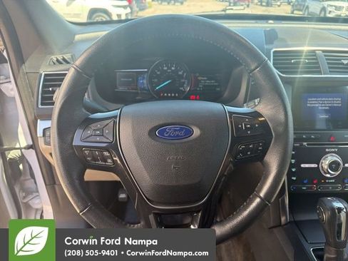 Used 2018 Ford Explorer Limited w/ Equipment Group 301A AWD/4WD image 12