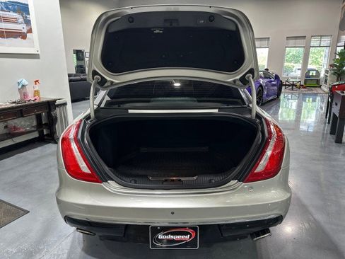 Used 2017 Jaguar XJ L Portfolio RWD image 35