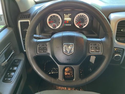 Used 2017 RAM 1500 Classic SLT image 17