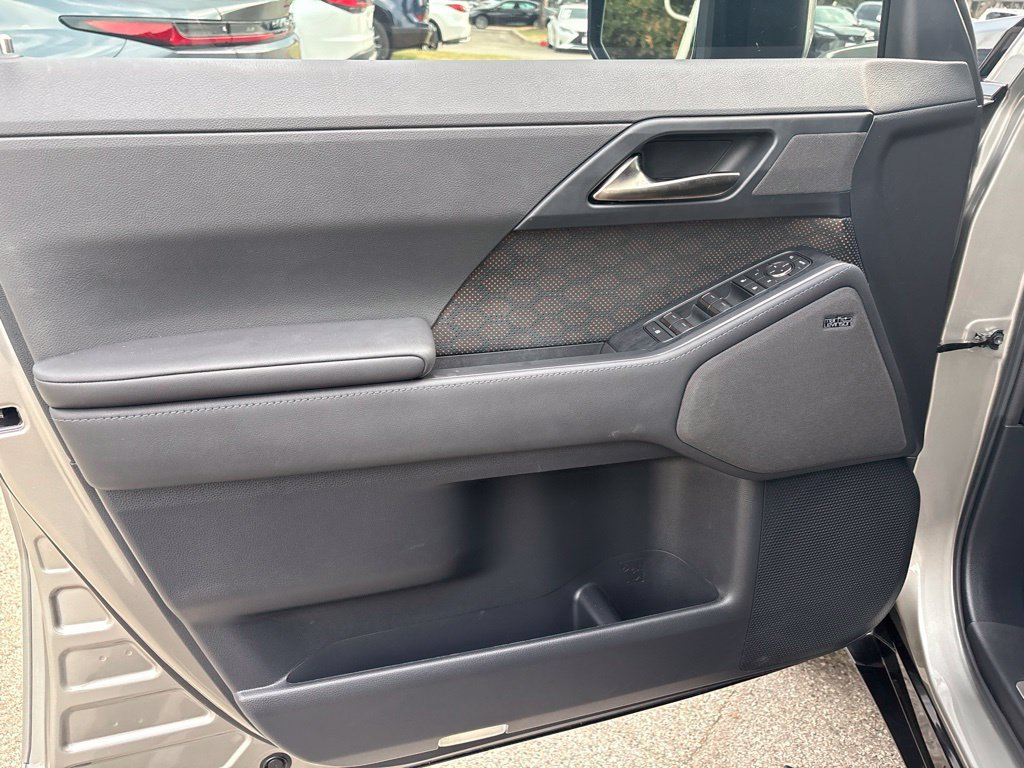 Certified 2025 Lexus GX 550 w/ Accessory Package (2T) AWD/4WD image 11