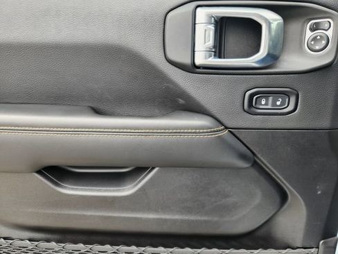 Used 2024 Jeep Wrangler Unlimited Rubicon 392 image 23