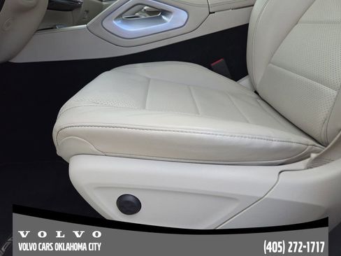 Used 2022 Mercedes-Benz GLS 450 4MATIC image 18