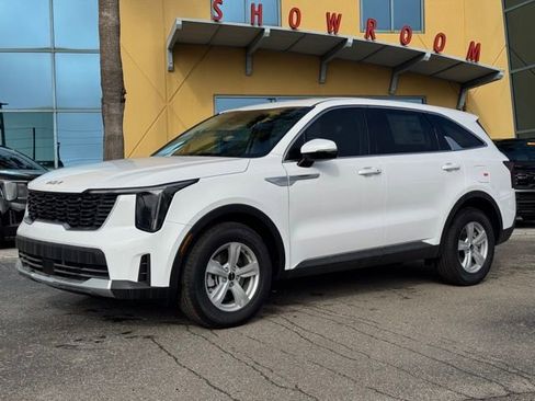 New 2026 Kia Sorento LX image 2