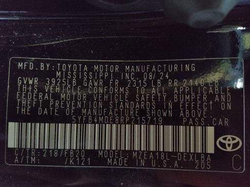 Used 2024 Toyota Corolla LE image 33