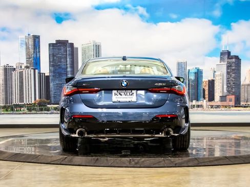 Used 2027 BMW 430i Coupe w/ M Sport Package AWD/4WD image 11