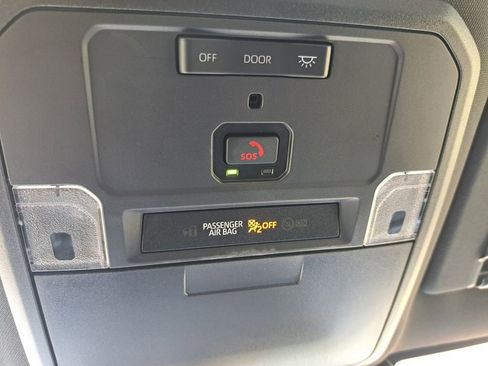 Used 2025 Toyota Tacoma SR5 image 16