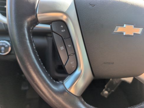 Used 2014 Chevrolet Traverse LT AWD/4WD image 19