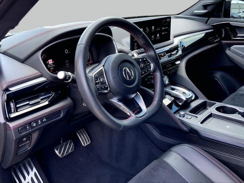 Certified 2025 Acura MDX A-Spec AWD/4WD image 17