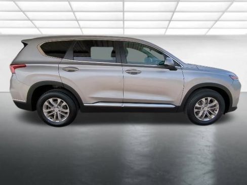 Used 2020 Hyundai Santa Fe SE image 15