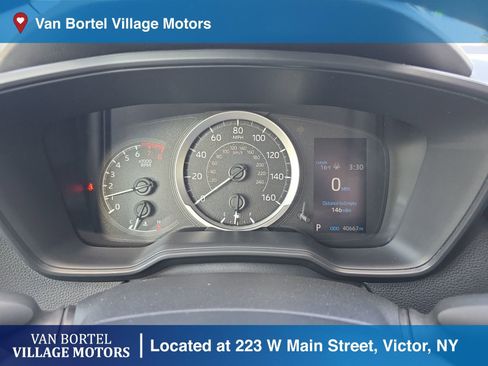 Used 2022 Toyota Corolla LE image 13