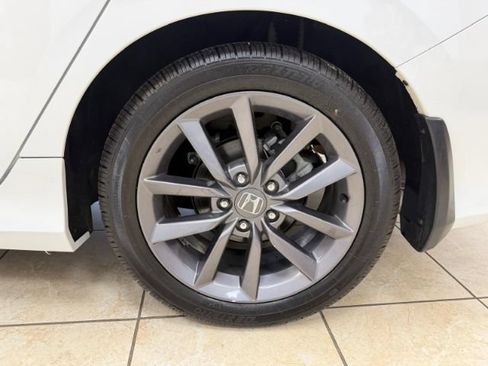 Used 2021 Honda Civic EX image 22