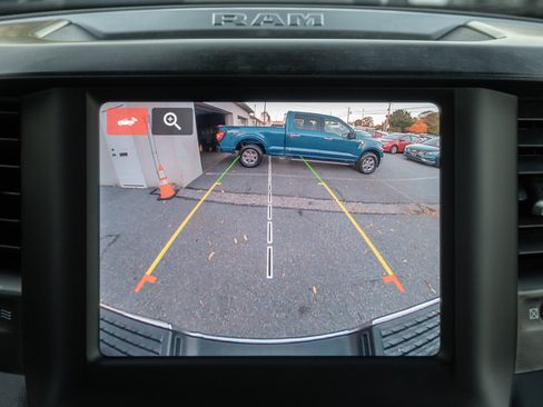 Used 2024 RAM 2500 Big Horn w/ Bed Utility Group image 26