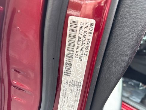 Used 2022 Dodge Durango SXT w/ Anodized Platinum Package image 16