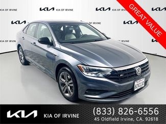Used 2019 Volkswagen Jetta R-Line FWD video 1