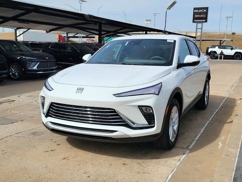 New 2026 Buick Envista Preferred image 8