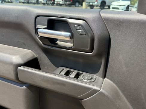 Used 2021 Chevrolet Silverado 1500 Custom RWD image 17