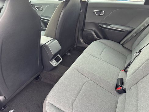 New 2026 Kia K4 LXS image 12