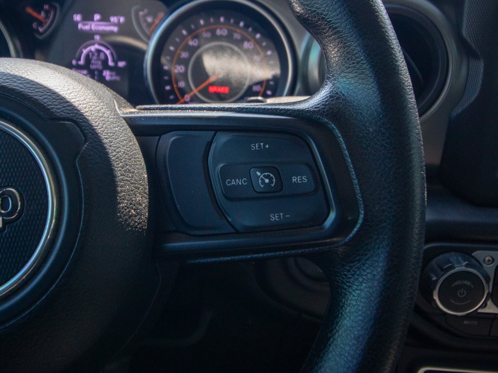 Used 2023 Jeep Wrangler Unlimited Sport AWD/4WD image 25