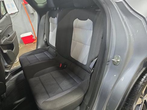 Used 2024 Chevrolet Trax RS w/ Sunroof Package FWD image 15
