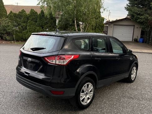 Used 2014 Ford Escape S FWD image 7