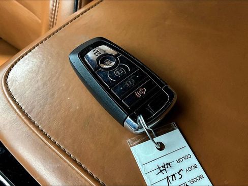 Used 2020 Lincoln Aviator Black Label Grand Touring w/ Class IV Trailer Tow Package image 13