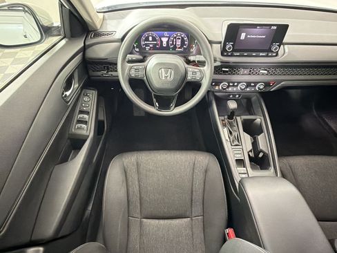 Certified 2023 Honda Accord EX image 26