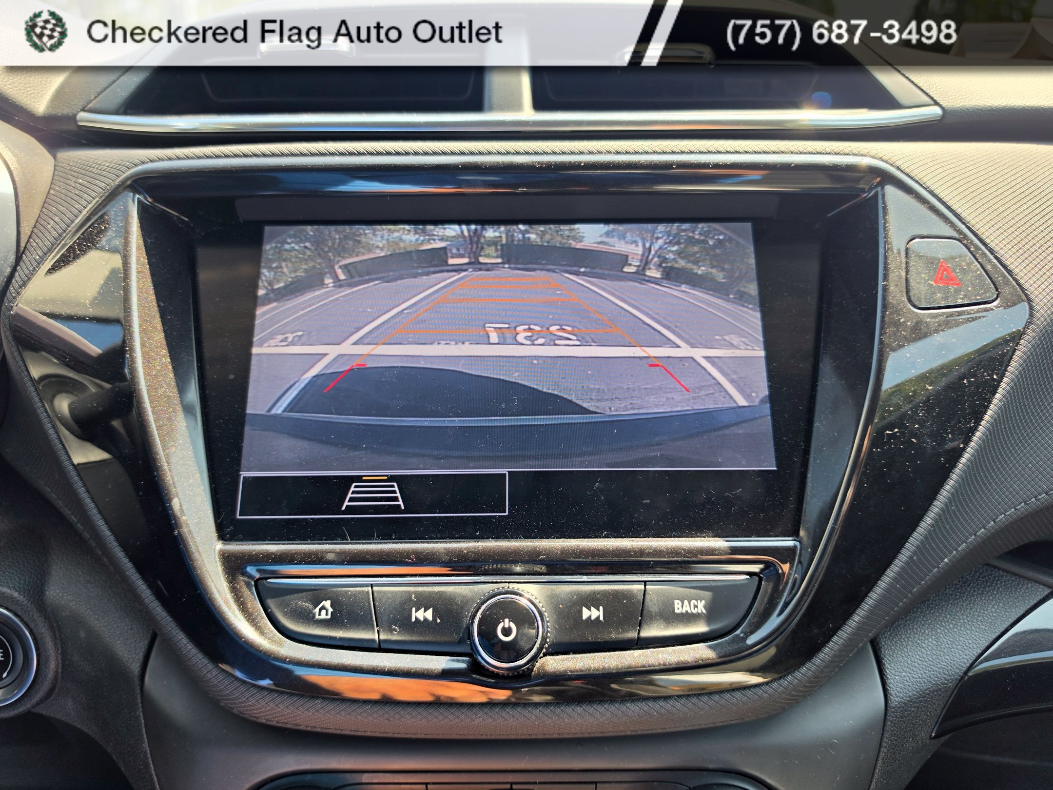 Used 2021 Chevrolet TrailBlazer LT w/ Convenience Package FWD image 15