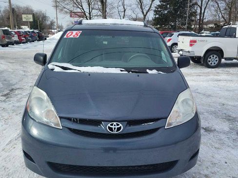 Used 2008 Toyota Sienna CE image 1