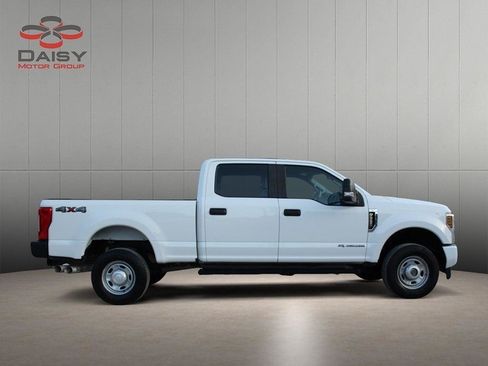 Used 2019 Ford F250 XL w/ Power Equipment Group AWD/4WD image 4