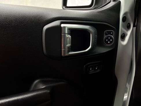 Used 2021 Jeep Wrangler Unlimited Sport AWD/4WD image 18
