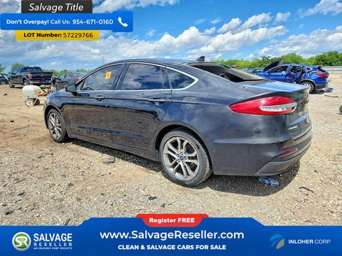 Used 2019 Ford Fusion SEL FWD image 3