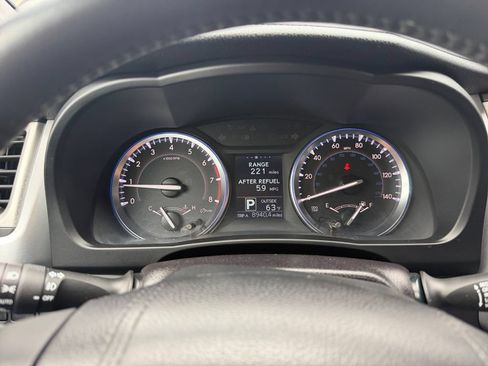 Used 2015 Toyota Highlander LE FWD image 14