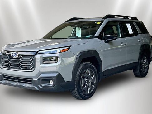 Certified 2026 Subaru Outback Premium w/ Premium/Limited Package AWD/4WD image 3